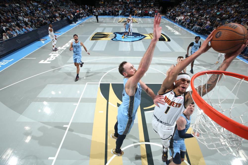 但在第四节 但在第四节