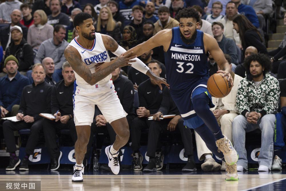 整个阵容的 整个阵容的